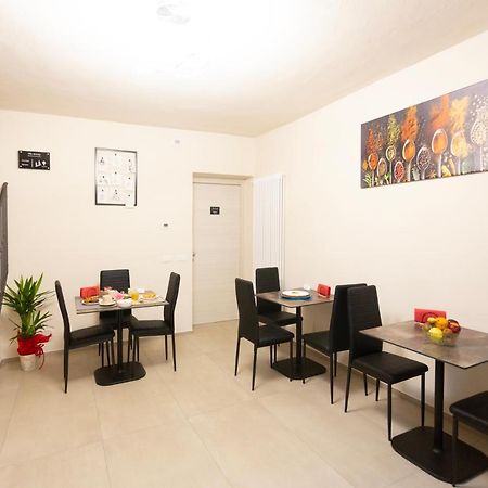 The Bricks B&B Free Parking Pisa Bagian luar foto